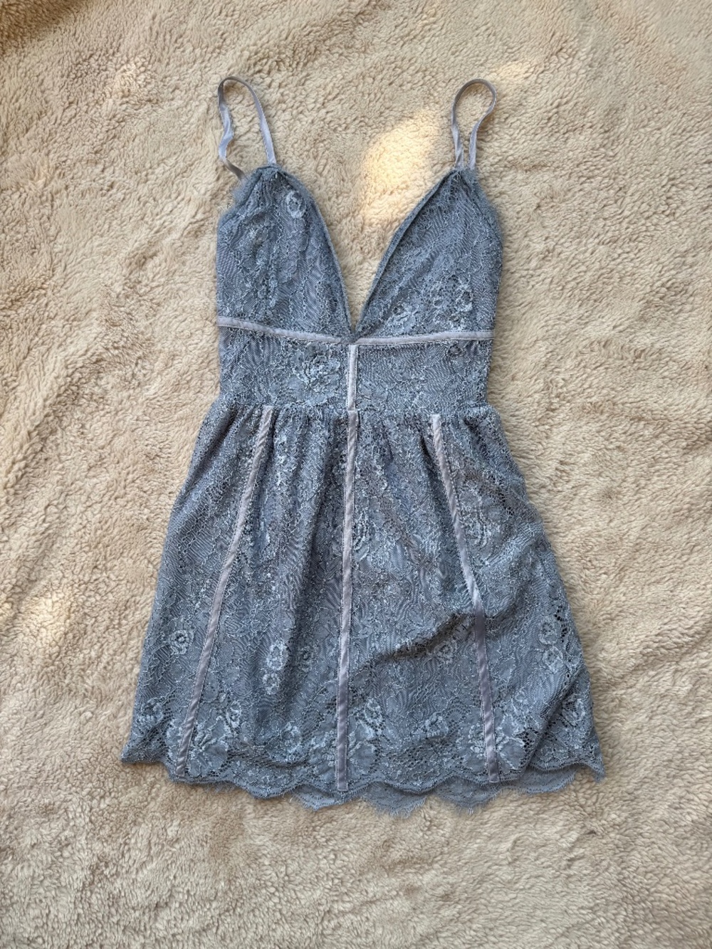 superdown by Revolve Mandy Lace Mini Dress Women's Size XXS Dusty Blue